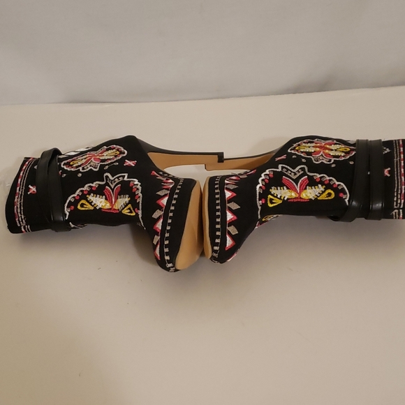 ANKLE WOMEN'S BOOTS, Size 6, colorful Never worn - Picture 4 of 11